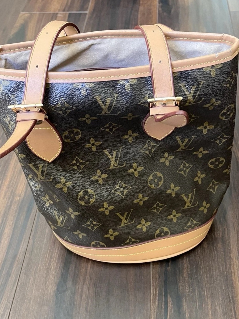 Louis Vuitton Monogram Canvas Bucket Tote with Vachetta Trim
